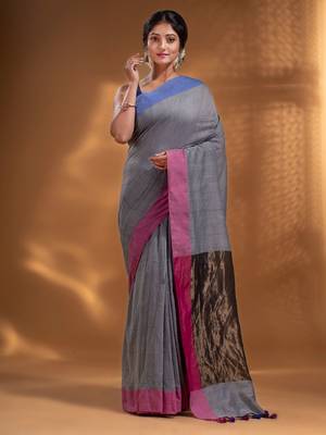 Grey Pure Cotton Woven Design soft Saree with zari pallu 1