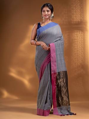 Grey Pure Cotton Woven Design soft Saree with zari pallu 2