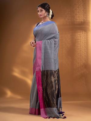 Grey Pure Cotton Woven Design soft Saree with zari pallu 3