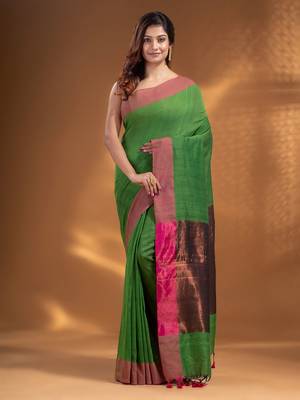 Green Pure Cotton Woven Design soft Saree with zari pallu 2