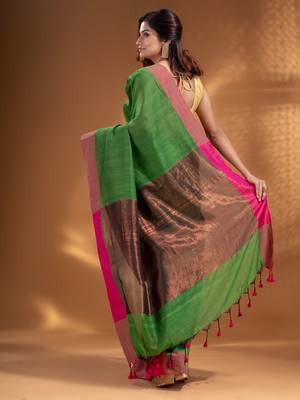 Green Pure Cotton Woven Design soft Saree with zari pallu 4