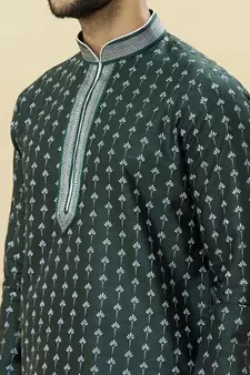 Green embroidered art silk kurta-pajama