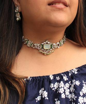 Divine Kundan Choker Set 1