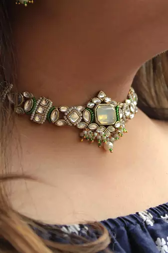 Divine Kundan Choker Set