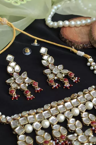 Regal Kundan  Choker Set