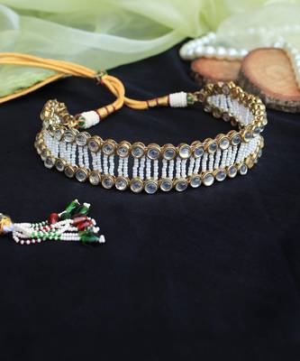 Graceful Pearl Kundan Choker 4