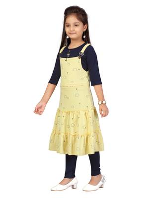 Yellow printed blended cotton girls-top-bottom 3