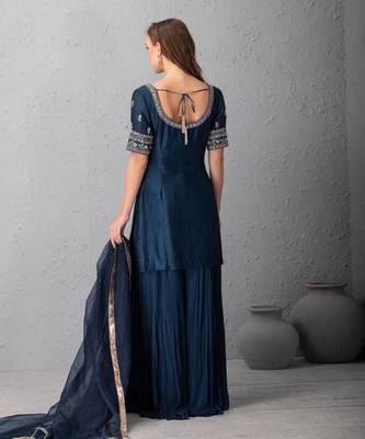 Midnight Blue Sharara With Hand Crafted Dabka And Resham Tunic Clubbed With Silk Organza Dupatta 3