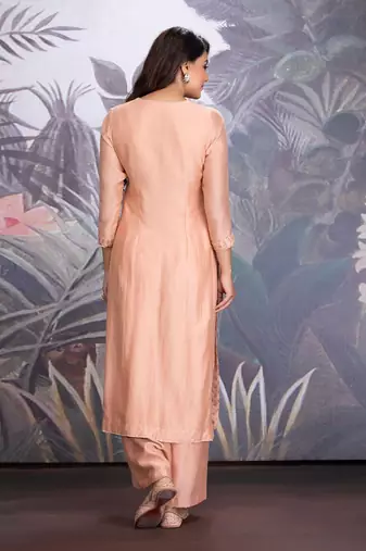 Peach Bloom Chanderi Silk Kurta With Hand Embroidered Floral Motifs Clubbed With Chanderi Silk Pants