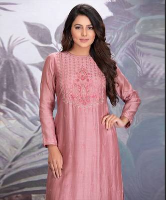 Ash Rose Chanderi Silk Kurta In Resham & Katdana Work Clubbed With Chanderi Silk Pants 3