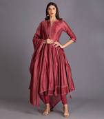 Go For This Simple & Elegant Look In This Beautiful Thread Work Mulbury Anarkali