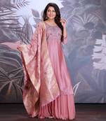 Ash Rose Chanderi Silk Kurta In Hand Embellishment Of Resham