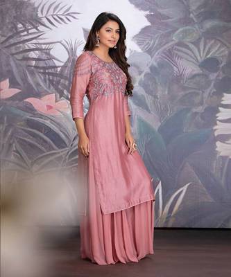 Ash Rose Chanderi Silk Kurta In Hand Embellishment Of Resham 3