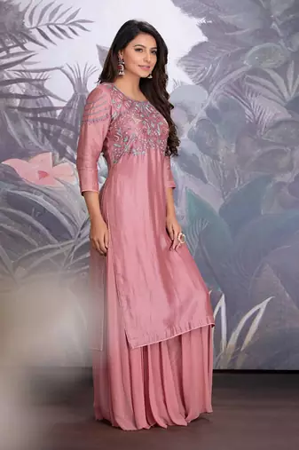 Ash Rose Chanderi Silk Kurta In Hand Embellishment Of Resham
