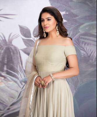 Baize Green Georgette Off Shoulder Anarkali Clubbed With Silk Organza Pants And Dupatta With Resham Work 3