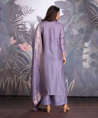 Heirloom Lilac Chanderi Silk Kurta With Hand Work Of Resham And Dabka Clubbed 3
