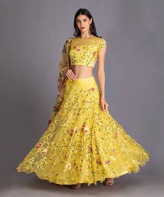 Look Vibrant In This Beautiful Floral Jasmine Yellow Lehenga Set With Printed Dupatta 2