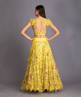 Look Vibrant In This Beautiful Floral Jasmine Yellow Lehenga Set With Printed Dupatta 3