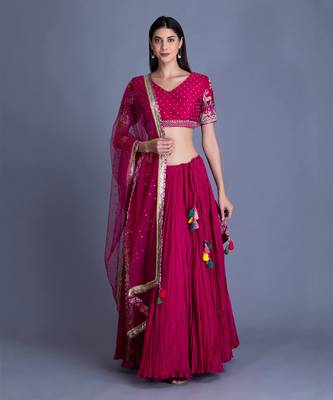 This Is Your Pick If You Have A Thing For Dainty Details & Pop Colors 1