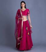 This Is Your Pick If You Have A Thing For Dainty Details & Pop Colors