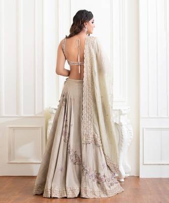 Baize Green Raw Silk Lehenga And Blouse 2