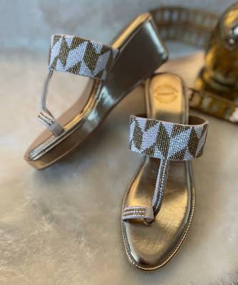 Gold Kolhapuri Wedges 3