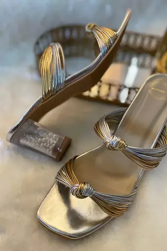 Knot Pearl Heels