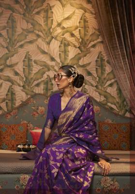 Violet Kaffila Beautiful Silk Saree With Gold Zari Weaving Blouse For Women 2