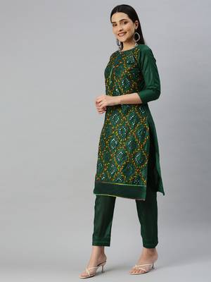 Green embroidered cotton salwar 4