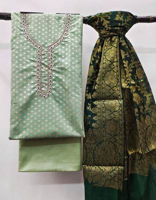 Green embroidered jacquard salwar 4
