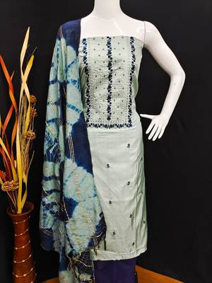 Green embroidered Art Silk salwar 3