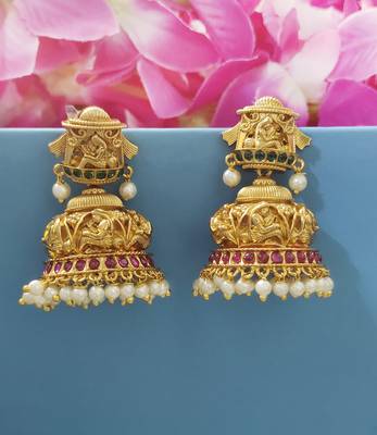 Gold ruby   earrings 2