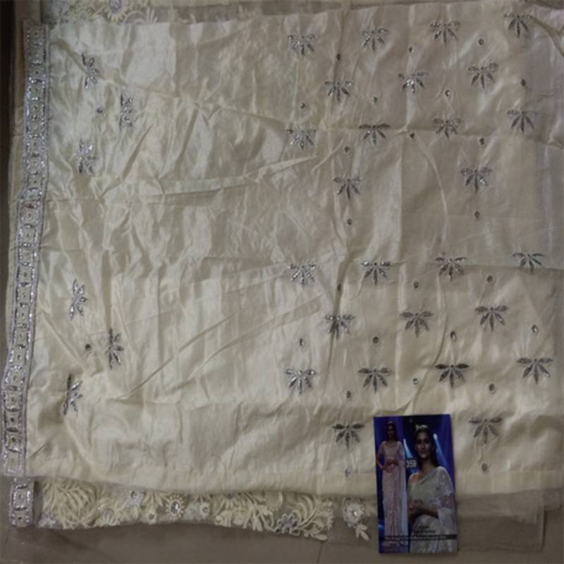 Sonam Kapoor White embroidered NET saree with blouse