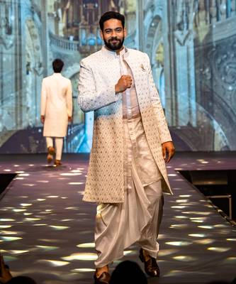 Seashell White Geometrical Sherwani Set 1