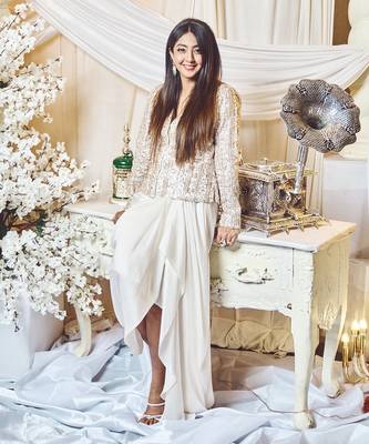 Chestnut White Blazer Skirt Set 1