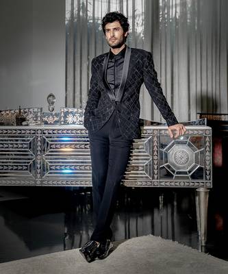 Black Metallic Checkered Blazer Set 1