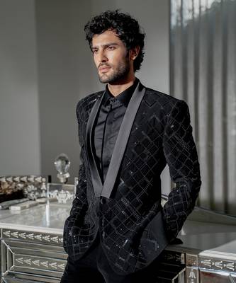 Black Metallic Checkered Blazer Set 2