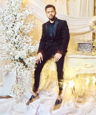 Ebony Black Flux Blazer Set 2