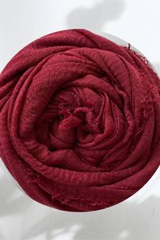 Maroon woven cotton hijab
