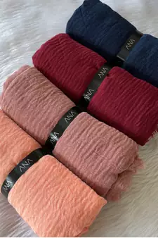 Maroon woven cotton hijab