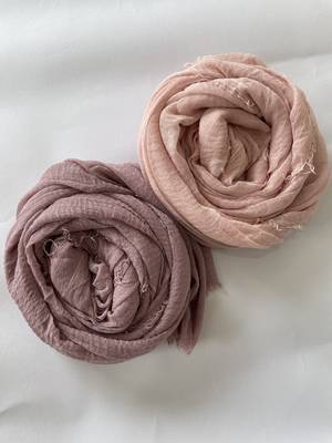 Mauve woven cotton hijab 3