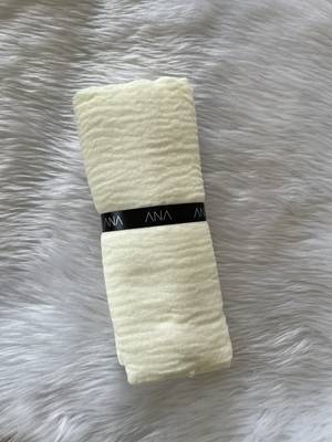 Off-white woven cotton hijab 3
