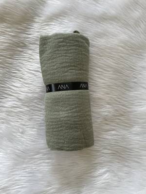 Olive woven cotton hijab 3