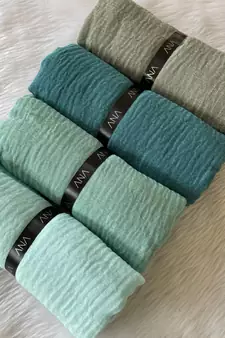 Olive woven cotton hijab