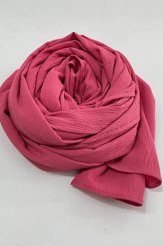 Pink woven polyester hijab