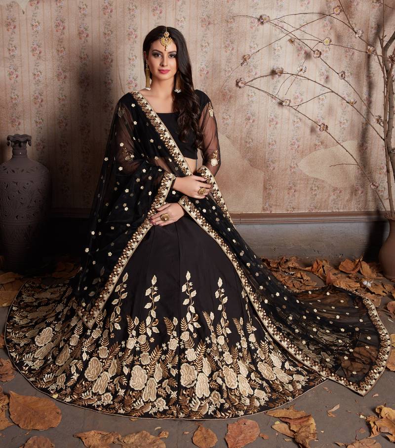  BLACK  DORI SEQUINS & ZARI EMBROIDERED CREPE FESTIVE BRIDAL WEDDING & PARTY WEAR SEMI STITCHED LEHENGA CHOLI