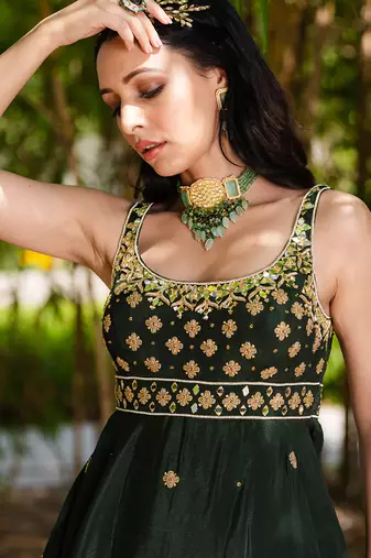 Aaisha Sharara Set