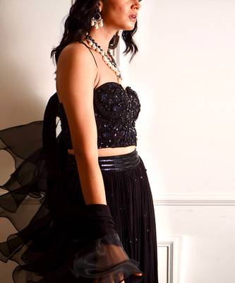 Evaa Black Corset And Gathered Lehenga 4