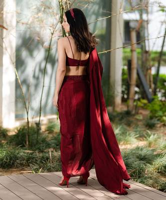 Aarna drape skirt and cape set  4