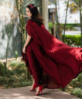 Aarna drape skirt and cape set  8